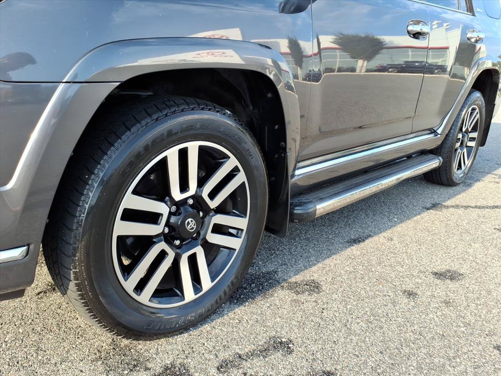 Used 2022 Toyota 4Runner Limited w/ Convenience Package (TMS) AWD/4WD image 9