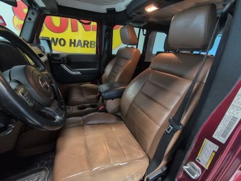 Used 2012 Jeep Wrangler Unlimited Sahara w/ Trailer Tow Group image 11