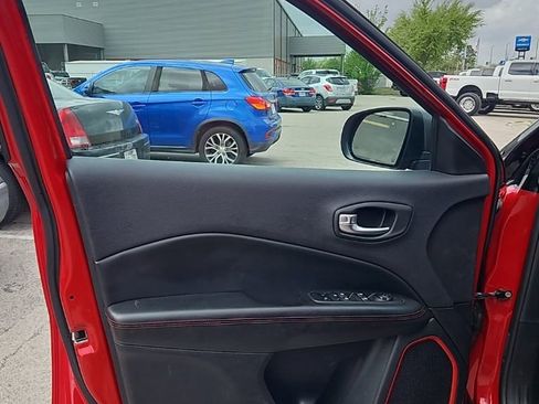 Used 2018 Jeep Compass Trailhawk w/ Leather Interior Group image 10