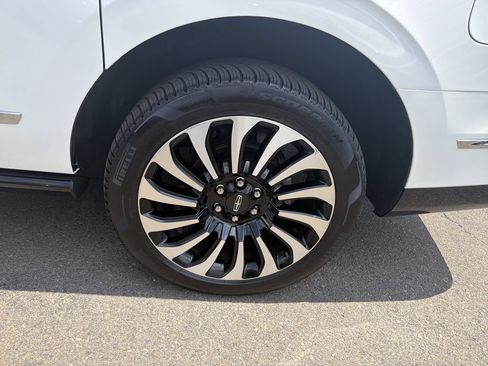 Certified 2024 Lincoln Navigator L Black Label AWD/4WD image 35