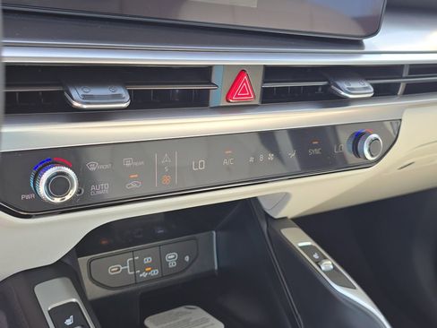 New 2026 Kia Sorento S image 24