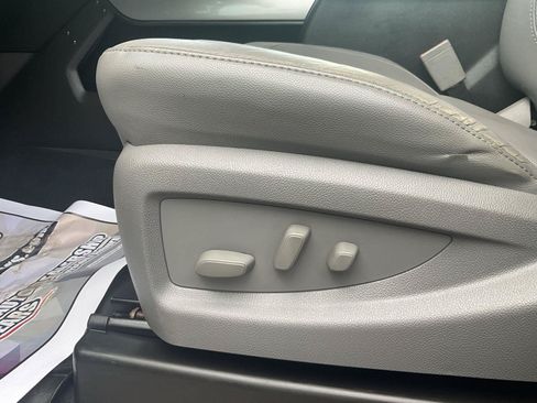 Used 2019 Chevrolet Silverado 2500 LTZ w/ Duramax Plus Package AWD/4WD image 18