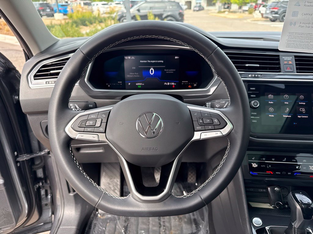 Certified 2022 Volkswagen Tiguan SE AWD/4WD image 14