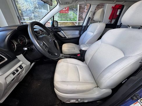 Used 2016 Subaru Forester 2.5i Premium w/ All-Weather Package AWD/4WD image 21