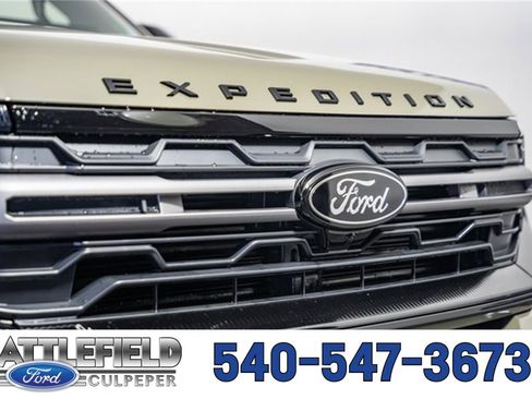 New 2025 Ford Expedition Tremor image 16