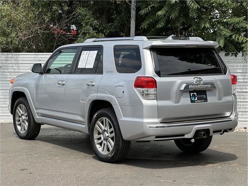 Used 2011 Toyota 4Runner Limited AWD/4WD image 3