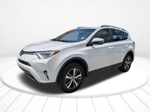 Used 2016 Toyota RAV4 XLE FWD image 8