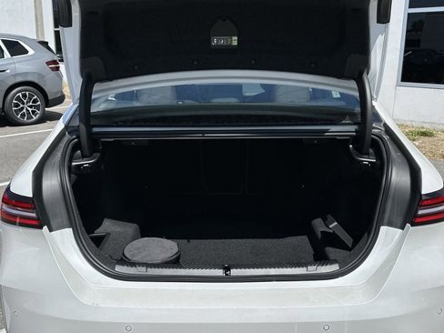 New 2026 BMW 530i xDrive AWD/4WD image 9