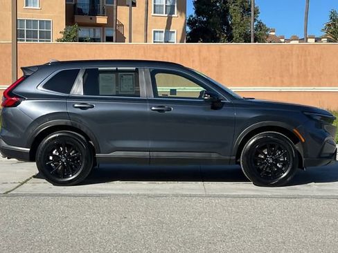 Used 2023 Honda CR-V Sport image 3