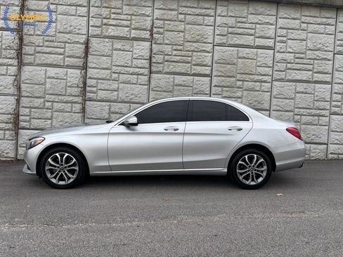 Used 2018 Mercedes-Benz C 300 4MATIC Sedan image 6