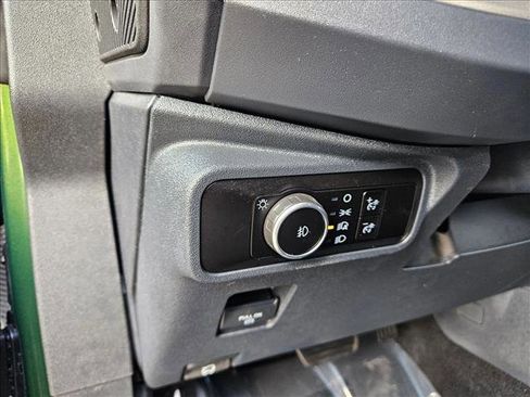 Used 2025 Ford Bronco Outer Banks image 8