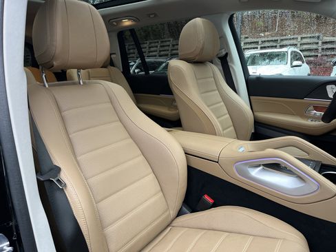 Certified 2024 Mercedes-Benz GLS 450 4MATIC image 64