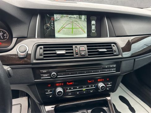 Used 2014 BMW 528i xDrive Sedan AWD/4WD image 23