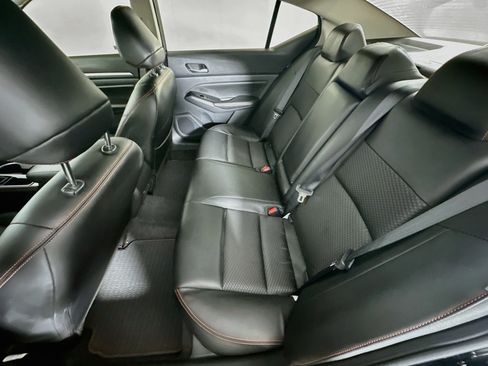 Used 2025 Nissan Altima 2.5 SR FWD image 25