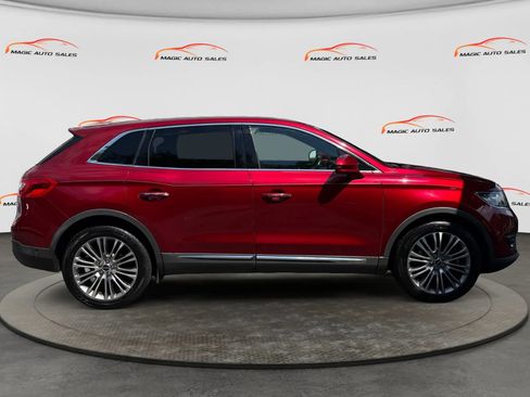 Used 2016 Lincoln MKX Reserve w/ Technology Package AWD/4WD image 6