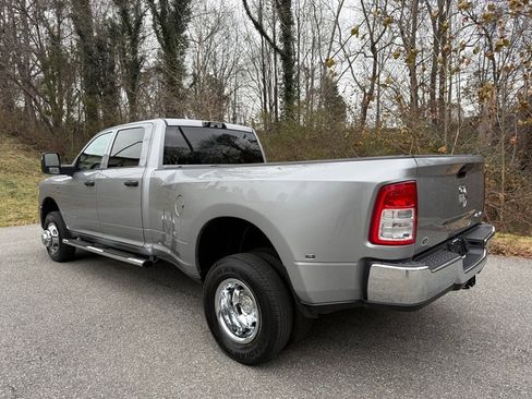 Used 2023 RAM 3500 Tradesman w/ Chrome Appearance Group image 11