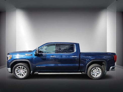 Used 2022 GMC Sierra 1500 SLT w/ Technology Package image 2