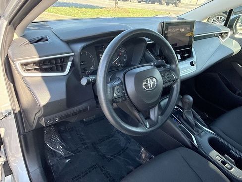 Used 2024 Toyota Corolla LE FWD image 34