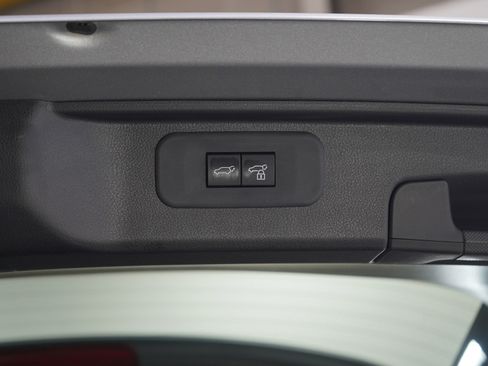 Used 2025 Toyota Grand Highlander AWD Hybrid image 11