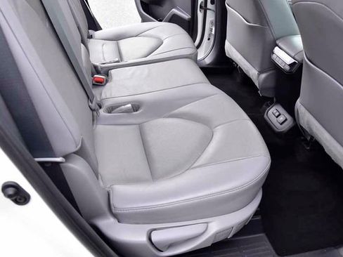 Used 2021 Toyota Highlander Limited image 15