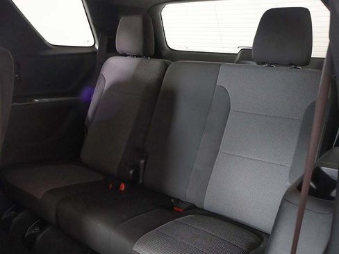 Used 2023 Chevrolet Traverse LT w/ LPO, Floor Liner Package AWD/4WD image 31