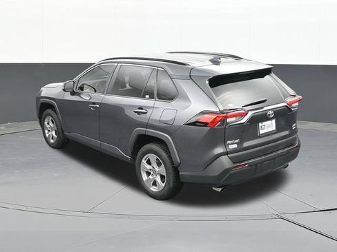 Used 2022 Toyota RAV4 XLE AWD/4WD image 58