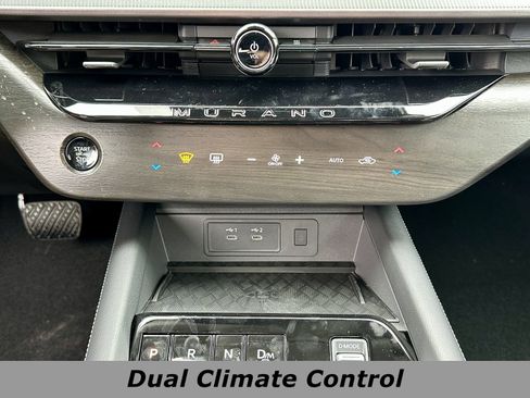 Used 2025 Nissan Murano SV image 9