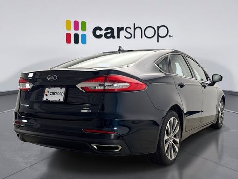 Used 2020 Ford Fusion SE AWD/4WD image 5