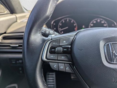 Used 2022 Honda Accord Sport image 12