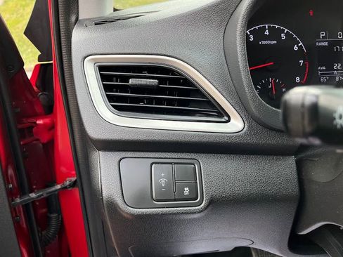 Used 2019 Hyundai Accent SE image 11