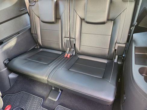 Used 2021 Volkswagen Atlas SEL image 31