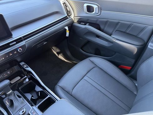New 2026 Kia Sorento S FWD image 15