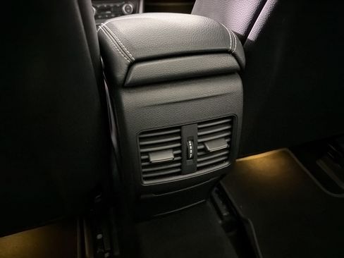 Used 2019 Mercedes-Benz GLA 250 image 28