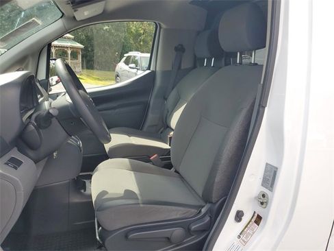 Used 2020 Nissan NV200 S image 10
