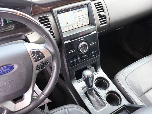 Used 2018 Ford Flex Limited AWD/4WD image 19