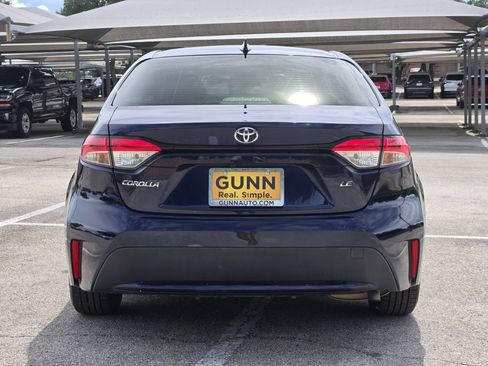 Used 2020 Toyota Corolla LE FWD image 5