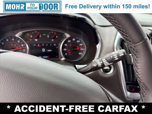 Used 2023 Chevrolet Traverse LT AWD/4WD image 15