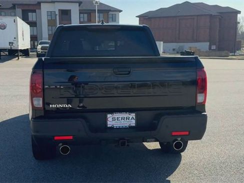 Used 2025 Honda Ridgeline Black Edition image 7