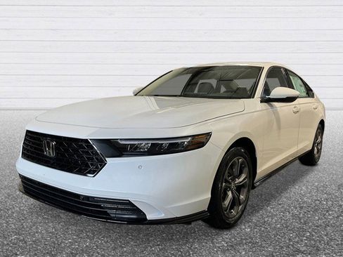 New 2026 Honda Accord EX-L image 2