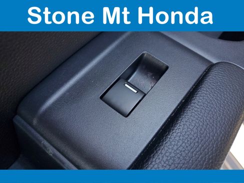 Used 2022 Honda Pilot TrailSport image 16