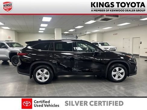 Certified 2020 Toyota Highlander LE AWD/4WD image 9