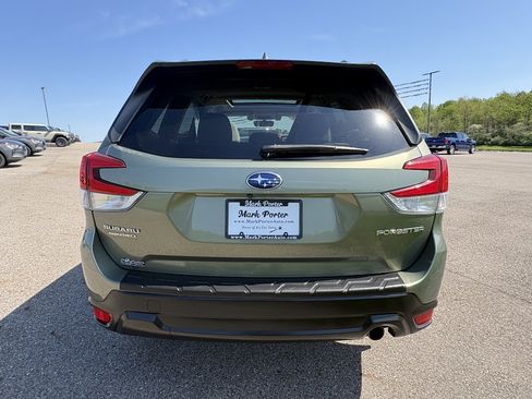 Used 2019 Subaru Forester Limited w/ Popular Package #3 image 4
