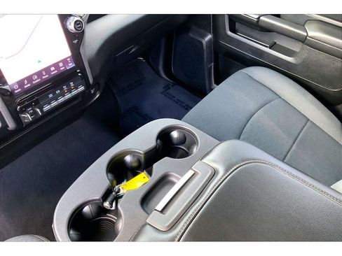 Used 2026 RAM 3500 Tradesman AWD/4WD image 17