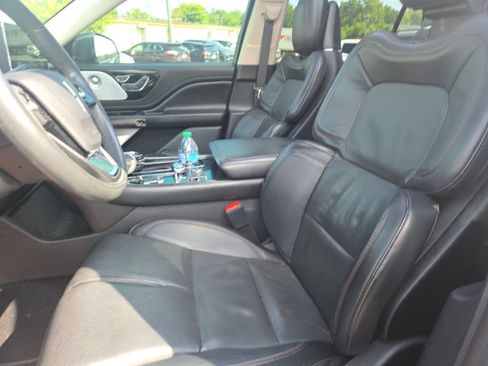 Used 2021 Lincoln Aviator Reserve w/ Equipment Group 201A RWD image 26
