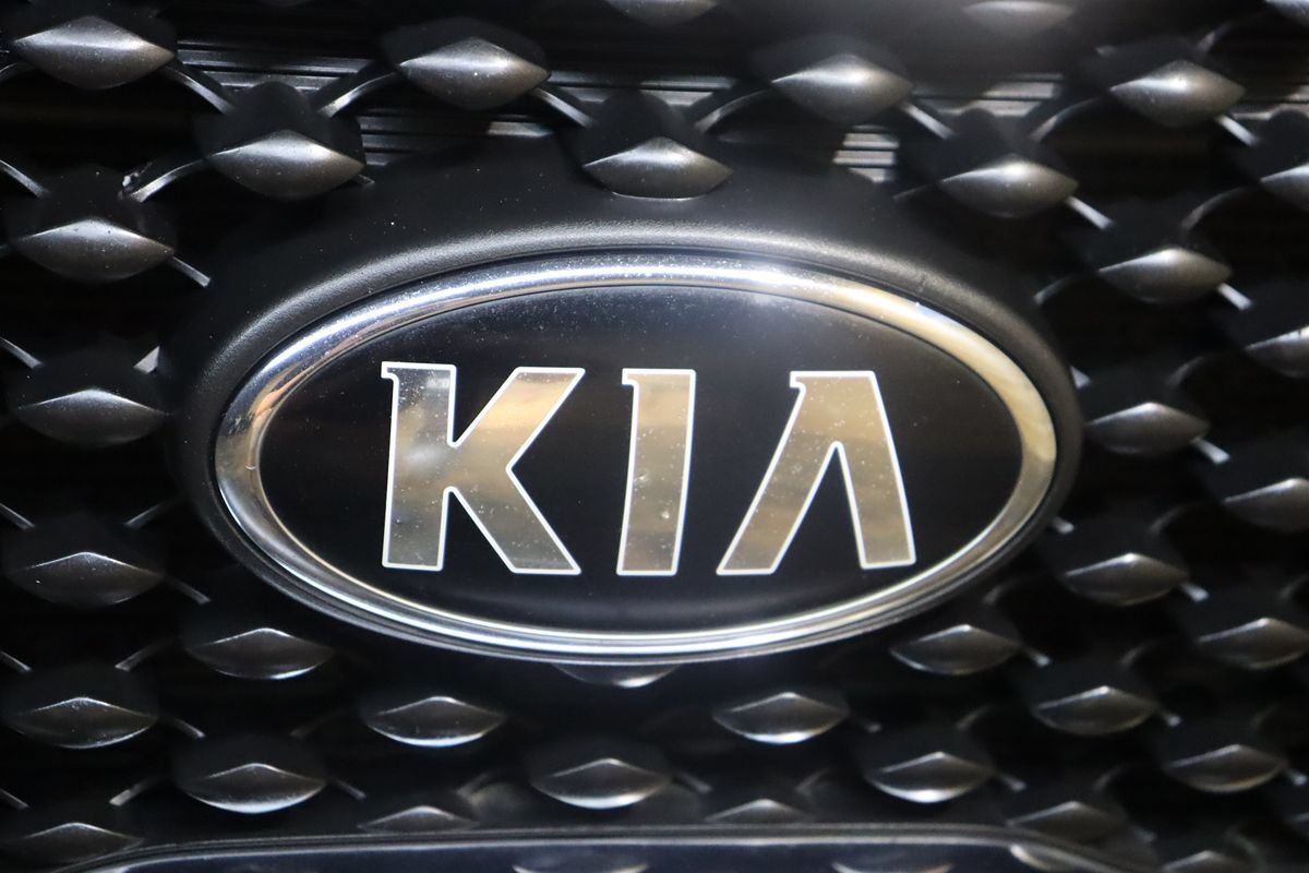 Used 2016 Kia Sorento FWD image 12
