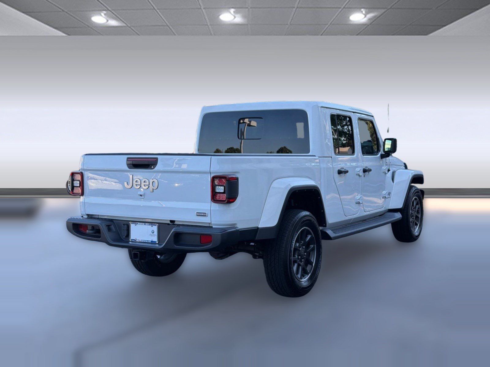Used 2022 Jeep Gladiator Overland w/ Popular Equipment Package AWD/4WD image 9