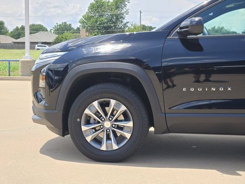 Used 2026 Chevrolet Equinox LT FWD image 28