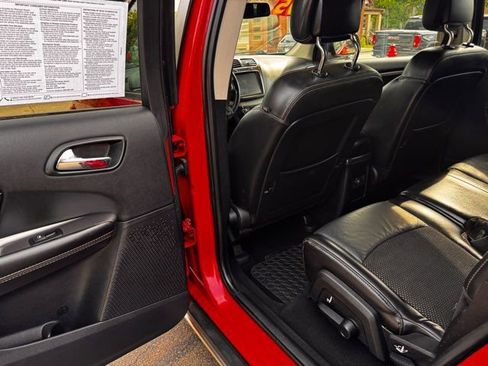 Used 2020 Dodge Journey Crossroad FWD image 18