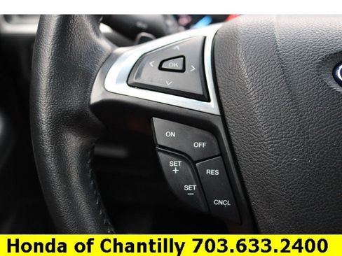 Used 2015 Ford Edge SEL image 13