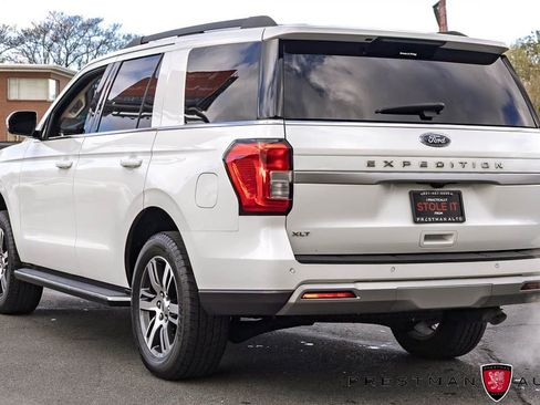 Used 2023 Ford Expedition XLT AWD/4WD image 18